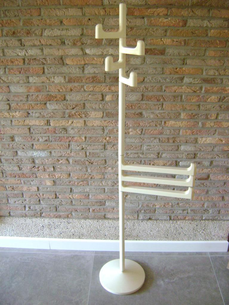 midcentury design handdoeken staander Makio Hasuike, Enlèvement