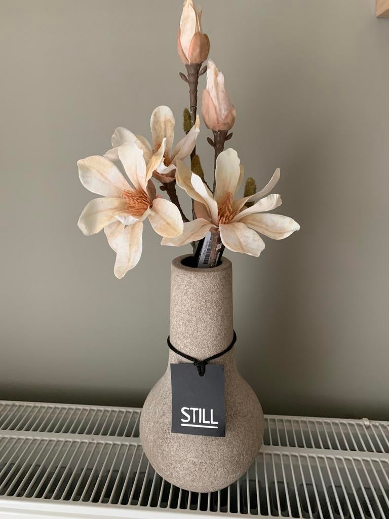 Stenen vaas met landelijke orchidee, Enlèvement ou Envoi, Neuf