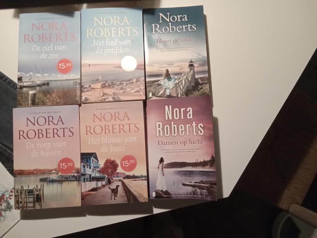 Nora Roberts, Ophalen, Zo goed als nieuw, Nora Roberts, België