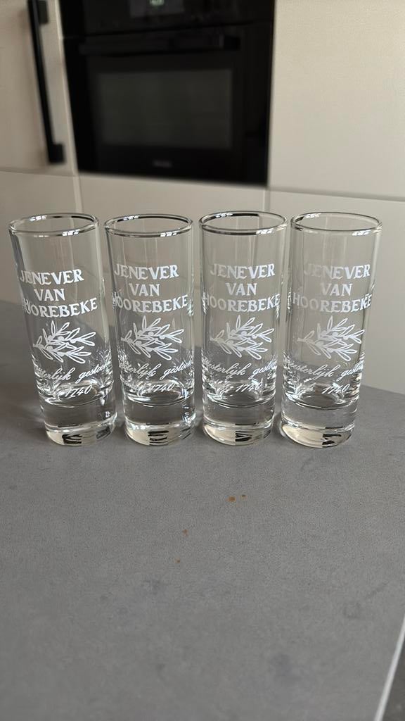 Jenever van Hoorebeke 4 pièces, Collections, Verres & Petits Verres, Enlèvement ou Envoi, Comme neuf