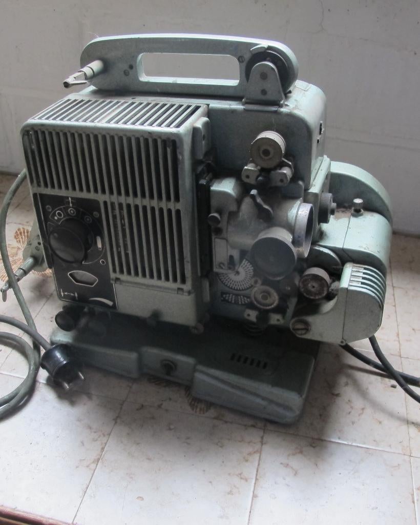 filmprojector, Ophalen, 1940 tot 1960, Projector