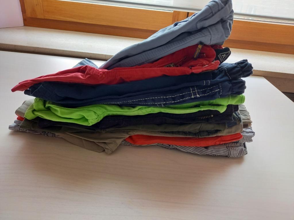 Nieuwstaat pakket jongenskledij maat 104 shorten, Kinderen en Baby's, Kinderkleding | Maat 104, Zo goed als nieuw, Jongen, Broek
