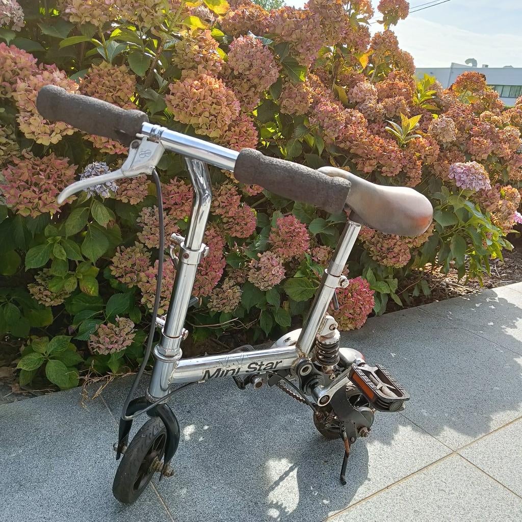Piepklein fietsje mini star €35, Fietsen en Brommers, Ophalen, Zo goed als nieuw