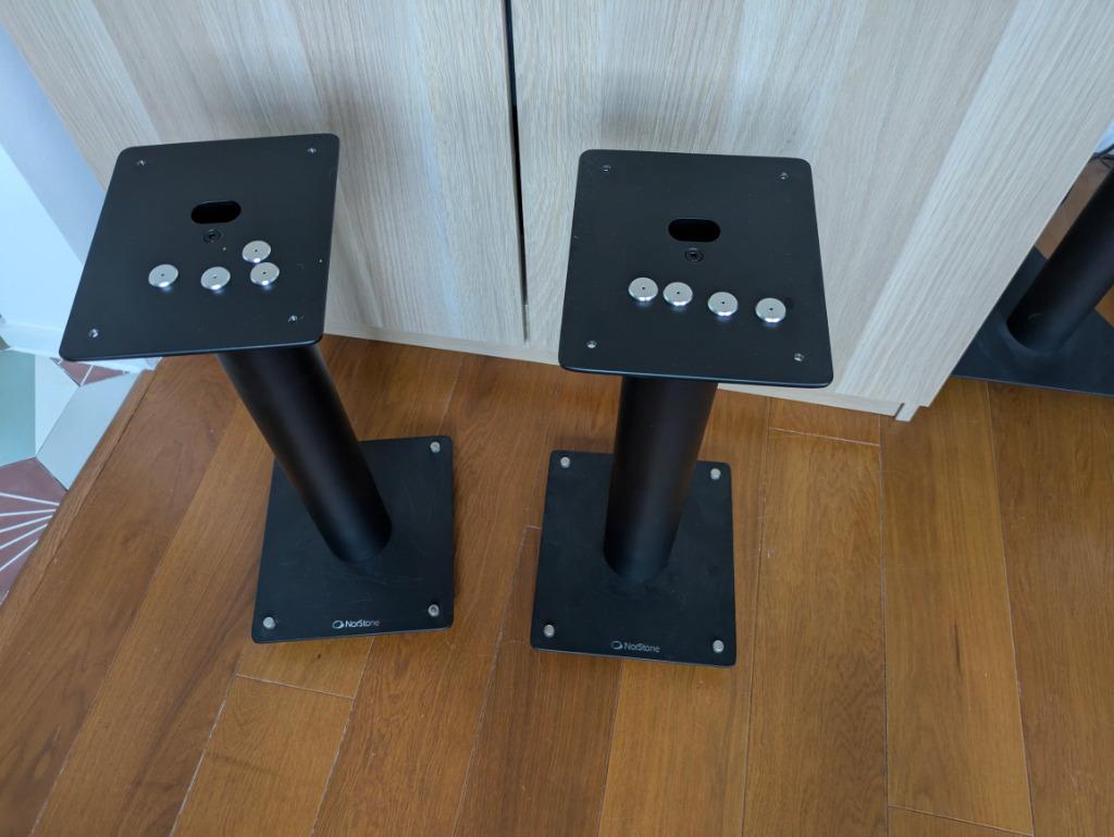 NorStone Stylum 1 zwarte luidsprekerstatieven + Dynavox, Ophalen, Zo goed als nieuw, Overige merken