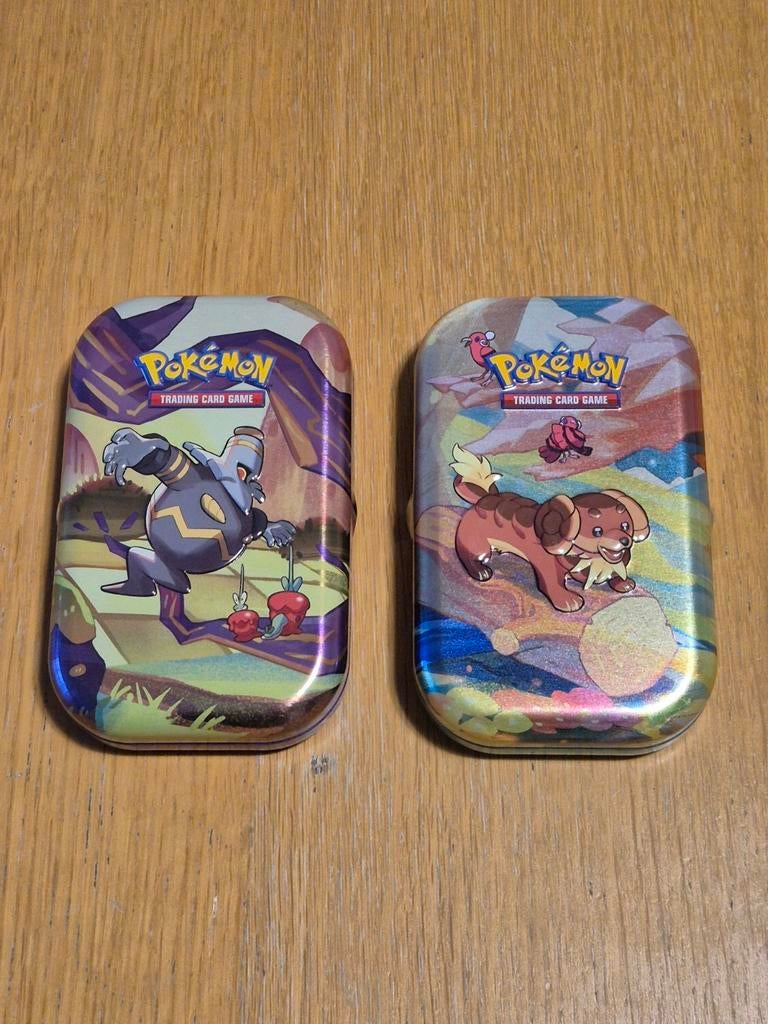 Lot de 2 Mini tin Pokémon ( VIDE ) + cartes voir photos, Enlèvement ou Envoi, Comme neuf