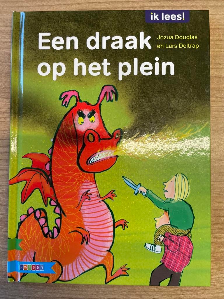 Jozua Douglas - Een draak op het plein AVI E3, Boeken, Kinderboeken | Jeugd | onder 10 jaar, Zo goed als nieuw, Ophalen of Verzenden