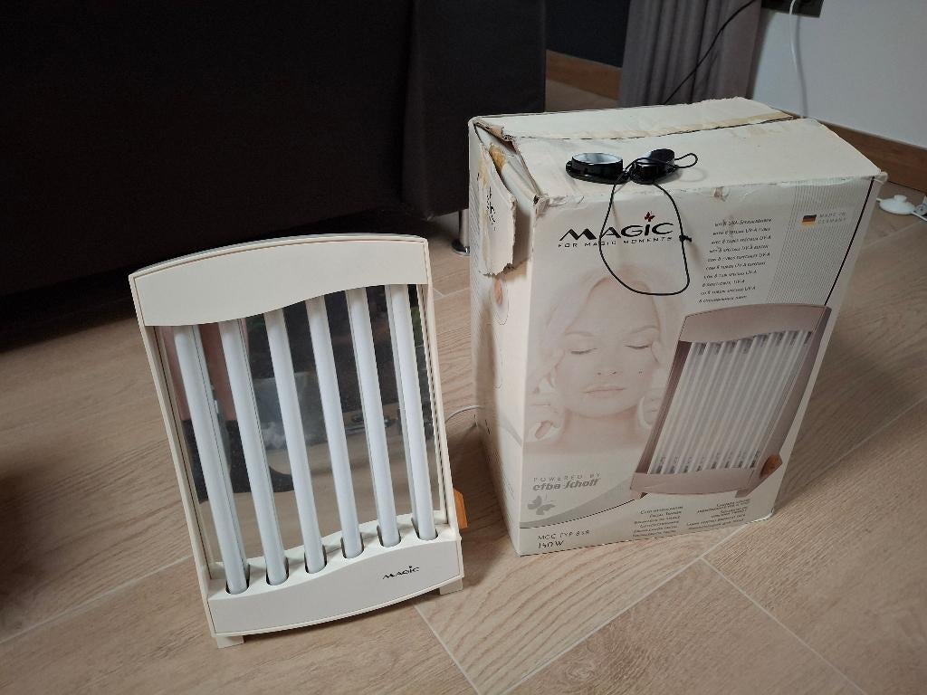 Tanneur pour le visage MAGIC 150 W, Electroménager, Enlèvement, Comme neuf, Solarium visage, Moins de 10 lampes
