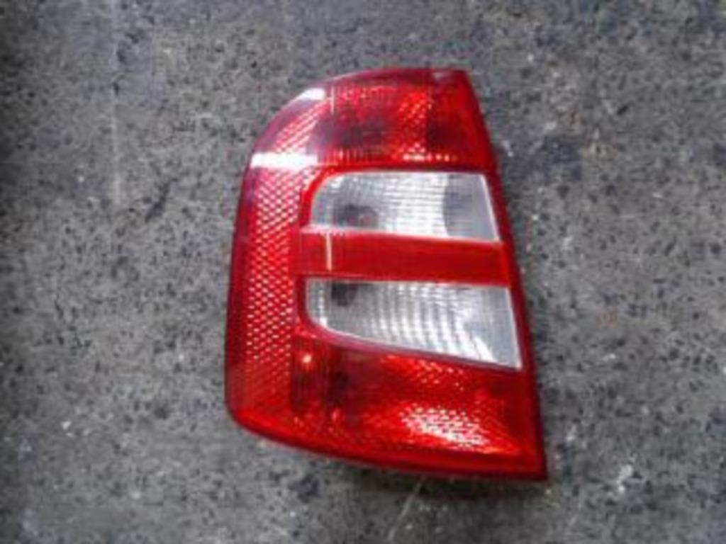 Feu arrière gauche Skoda Fabia 1 2001-2004 LP/13867, Ophalen of Verzenden, Gebruikt, Skoda