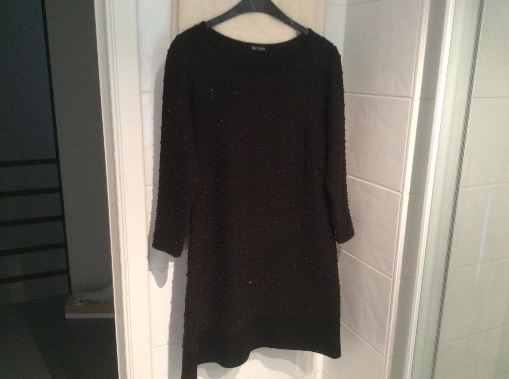 Robe noire  à paillettes, Vêtements | Femmes, Taille 38/40 (M), Enlèvement ou Envoi, My Lily's, Noir