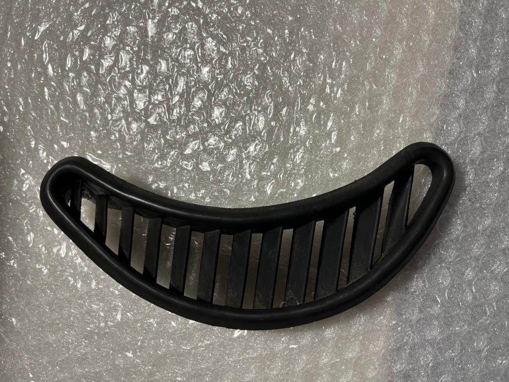 VW cox kever cache croissant « ventilation » arrière, Enlèvement ou Envoi, Volkswagen