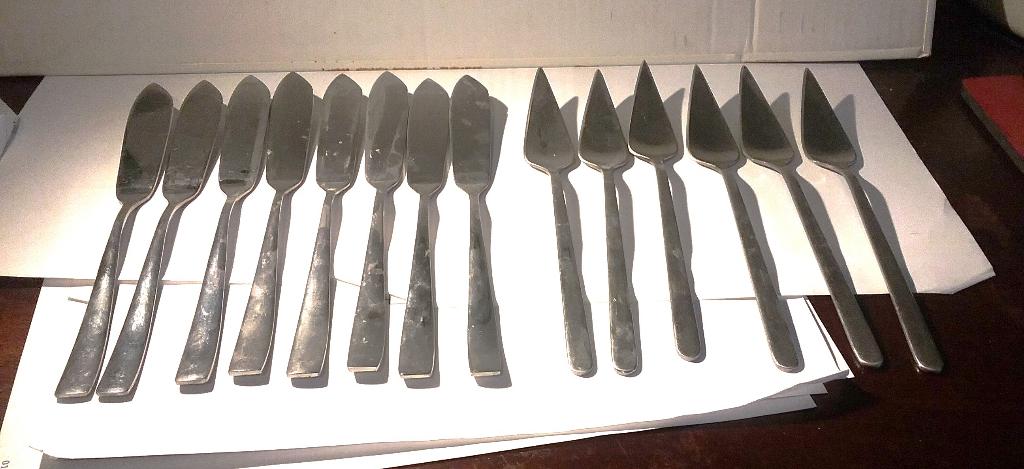 14 couteaux à poissons, Maison & Meubles, Cuisine | Couverts, Résiste au lave-vaisselle, Enlèvement ou Envoi, Ensemble de couverts