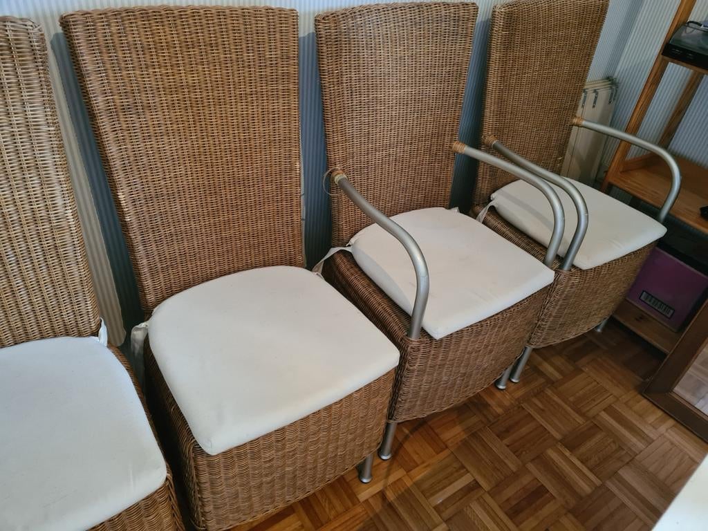 6 kwaliteitsvolle rieten stoelen voor binnen of buiten, Ophalen, Gebruikt