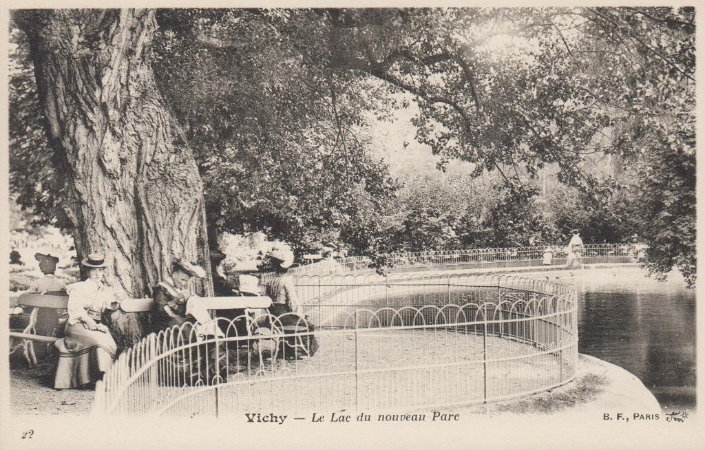 1935 - FRANCE - Vichy : Le Lac du Nouveau Parc, Envoi, 1920 à 1940, Non affranchie, France