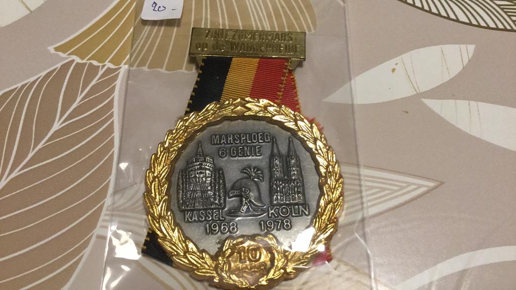 Medaille marsploeg 6 genie, Verzamelen, Verzenden