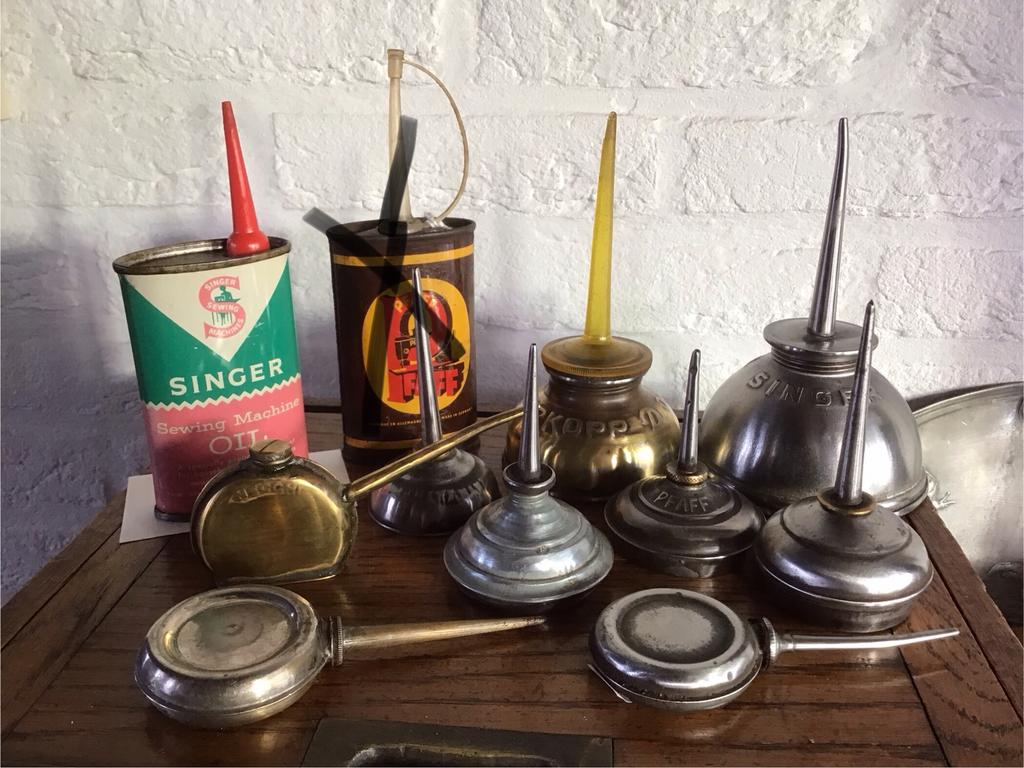 oliebusjes van naaimachines Singer, Pfaff, Dürkopp, Necchi, Enlèvement ou Envoi