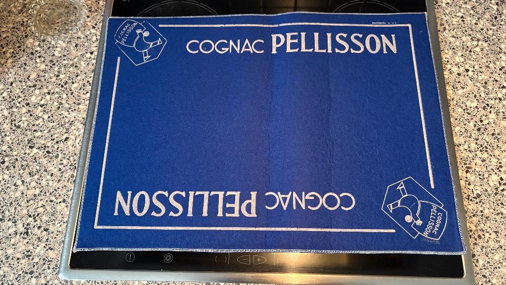 Pellisson Cognac kaartmat - kaarttapijt, Ophalen of Verzenden, Zo goed als nieuw, Reclamebord, Plaat of Schild, Overige merken