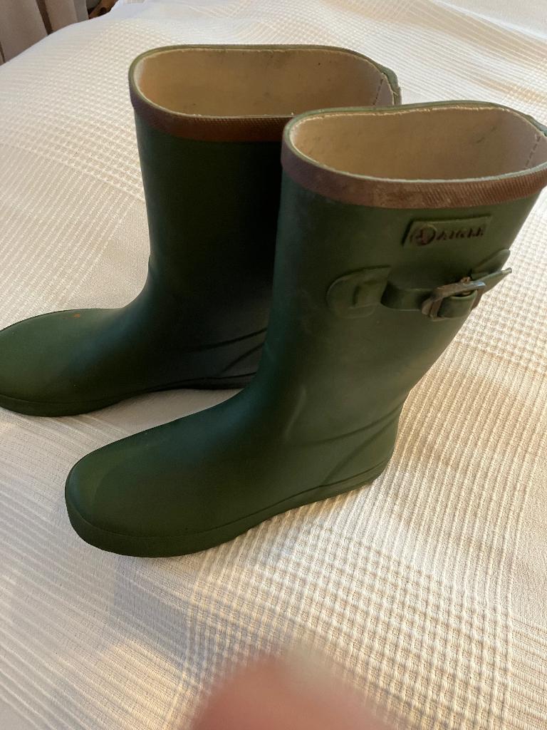 Regenbotjes  bottes pluie AIGLE 34 als nieuw/ comme neuves, Jongen of Meisje, Aigle, Ophalen of Verzenden, Laarzen