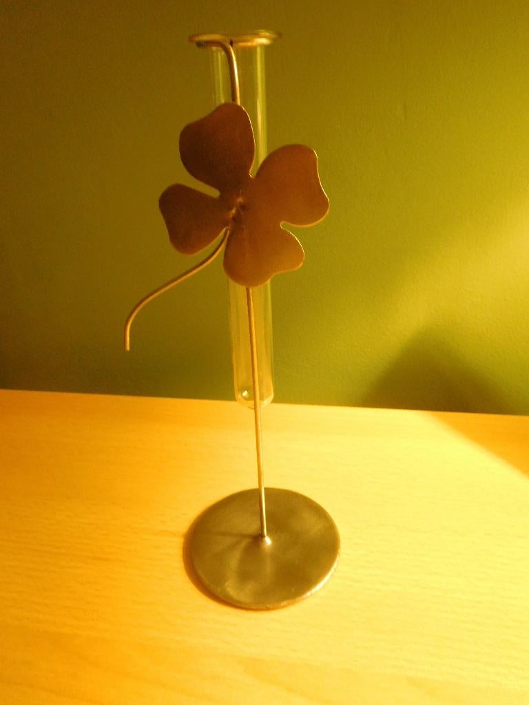 Soliflore style tube à essai avec trèfle à 4 feuilles, Enlèvement ou Envoi, Comme neuf, Autres couleurs, Verre