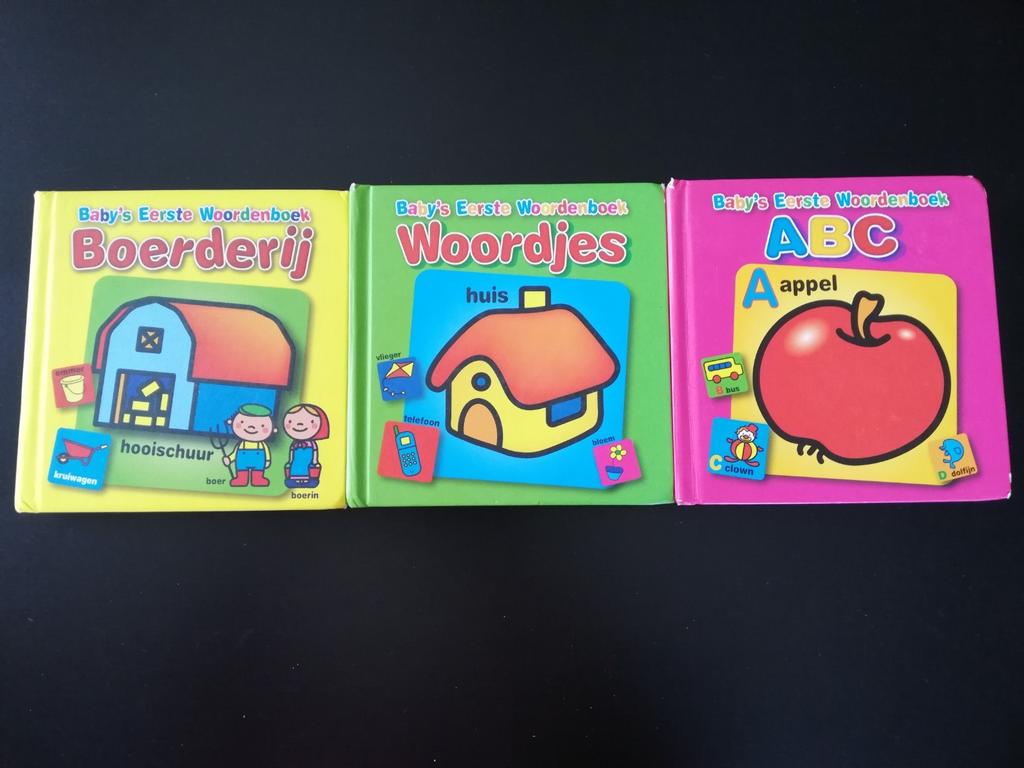 Eerste leesboekje - alfabetboekje, Ophalen of Verzenden, Zo goed als nieuw
