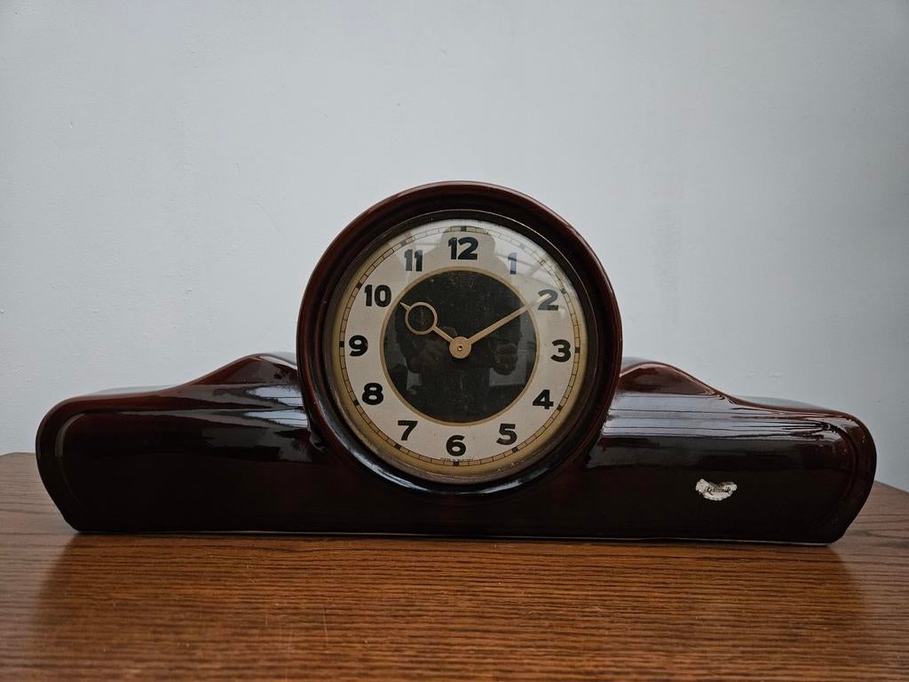 Rare German art deco mid century ceramic mantel clock, Antiek en Kunst, Antiek | Klokken, Ophalen
