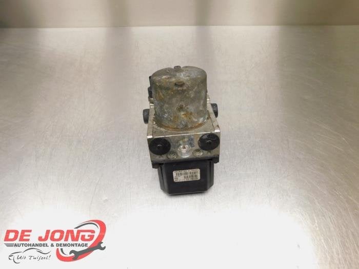 Pompe ABS d'un Audi A8, -, 3 mois de garantie, Audi, Utilisé