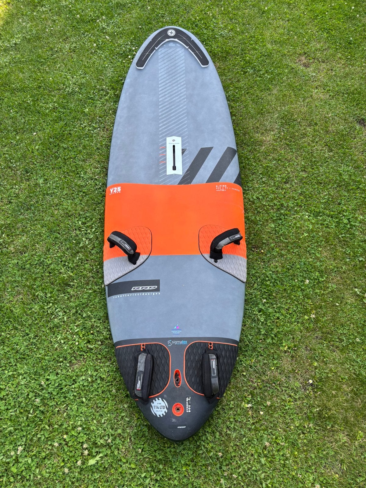 Windsurfboard, Watersport en Boten, Windsurfen, Ophalen, Met voetbanden, Gebruikt, RRD
