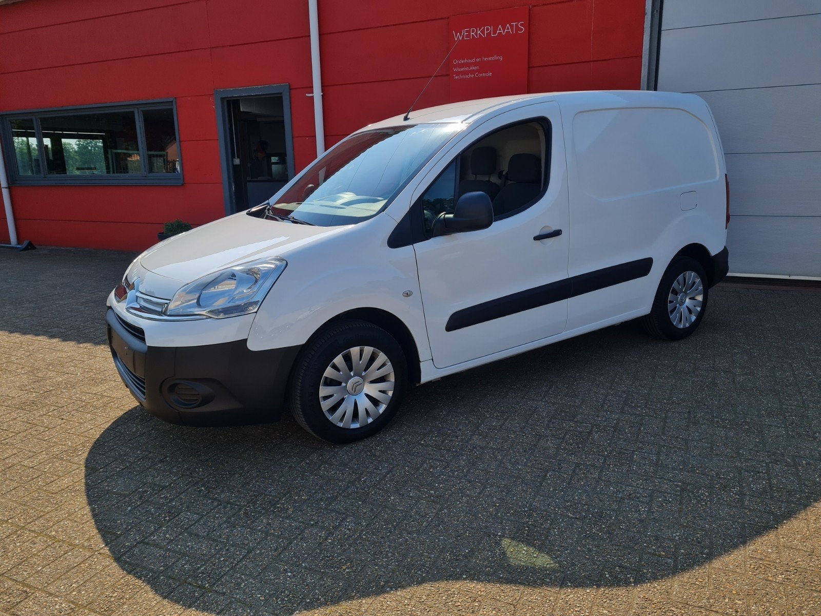 Citroën Berlingo 77.500km - Airco/Sensoren/Cruise control, Autos, Euro 5, Entreprise, 3 places, Boîte manuelle
