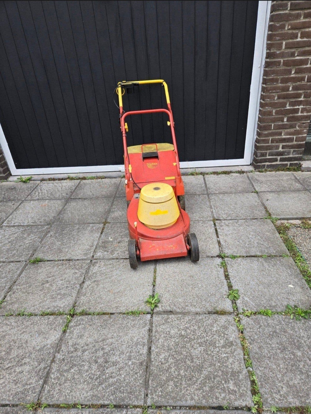 grasmaaier, Enlèvement