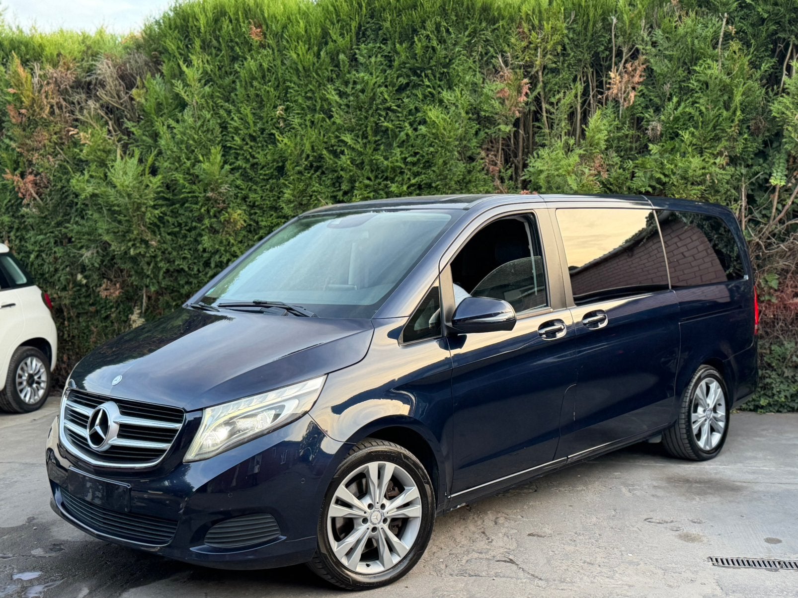Mercedes v250 2017 2.2 automaat euro6b 18800€ gekeurd verkp, Auto's, Mercedes-Benz, Automaat, Euro 6, 4 cilinders, Bedrijf