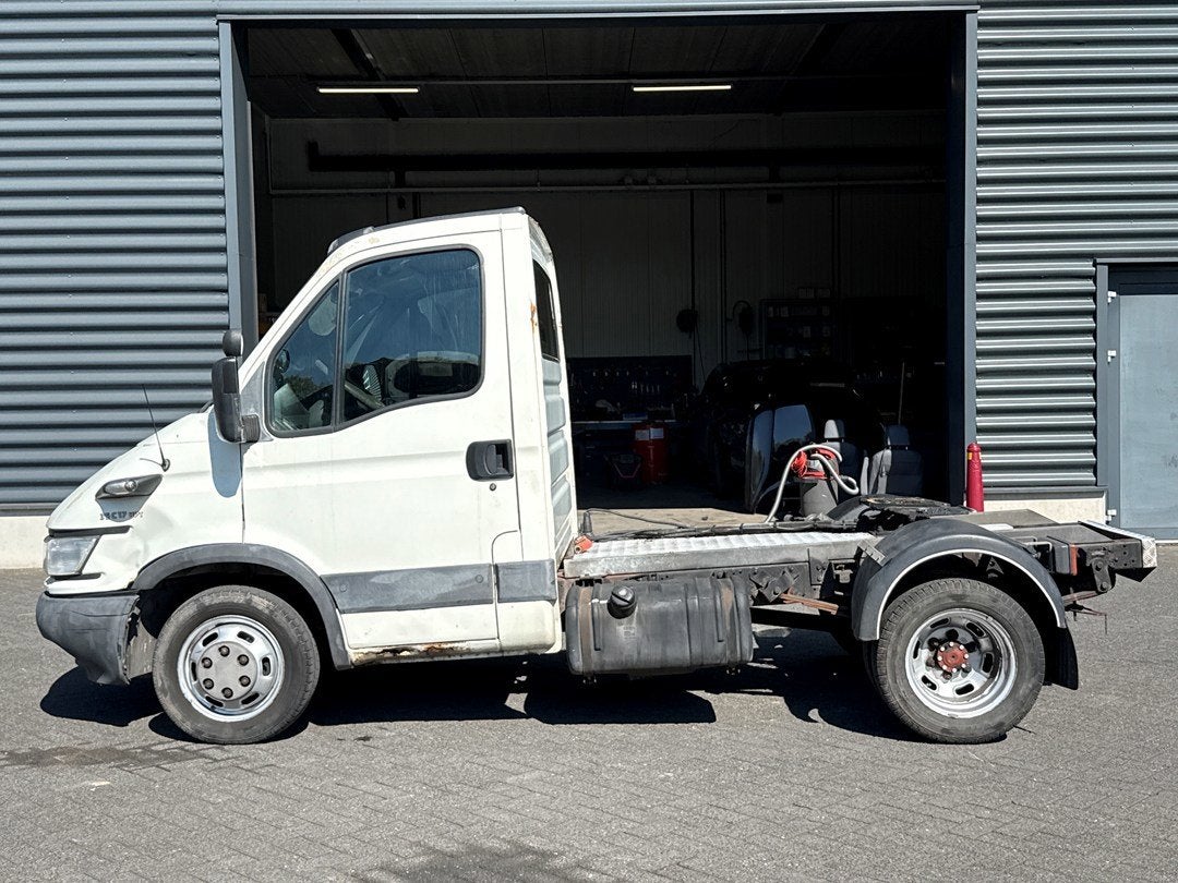 Iveco Daily 35C17 300 BE Trekker, luchtremmen, 122 kW, ABS, Achat, Entreprise