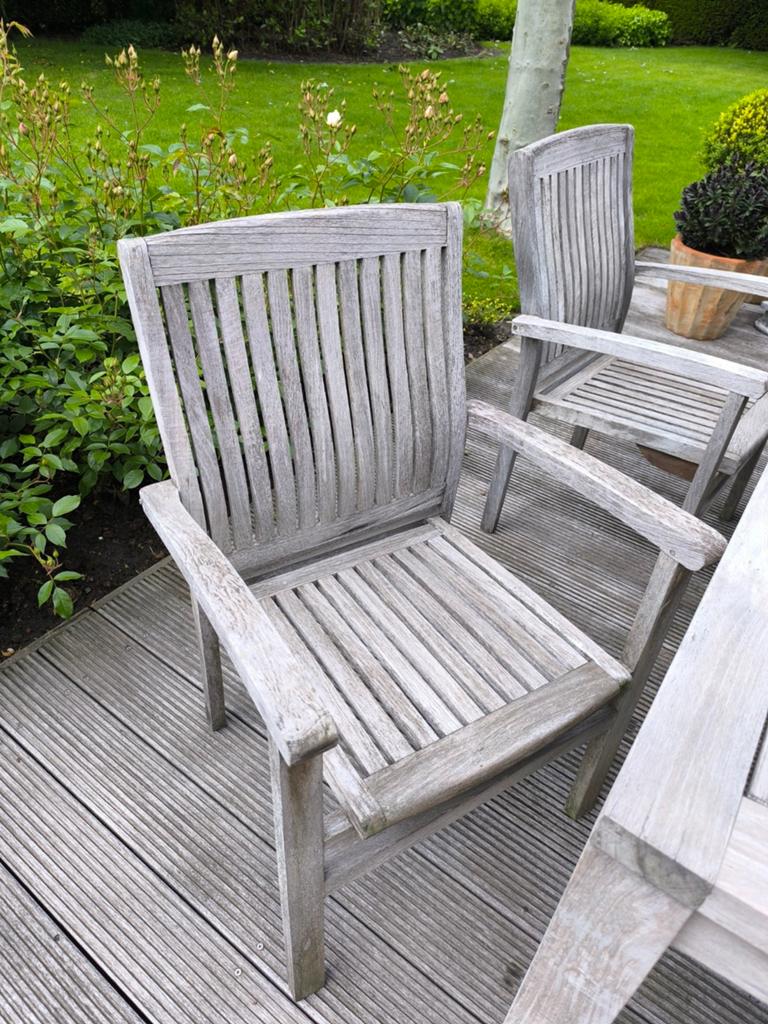 4 stoelen in teak per stuk 25€., Tuin en Terras, Tuinstoelen, Ophalen