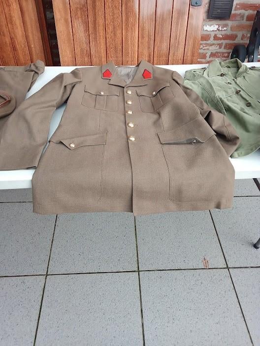 verzameling kleding Belgisch leger ., Enlèvement, Armée de terre, Vêtements ou Chaussures