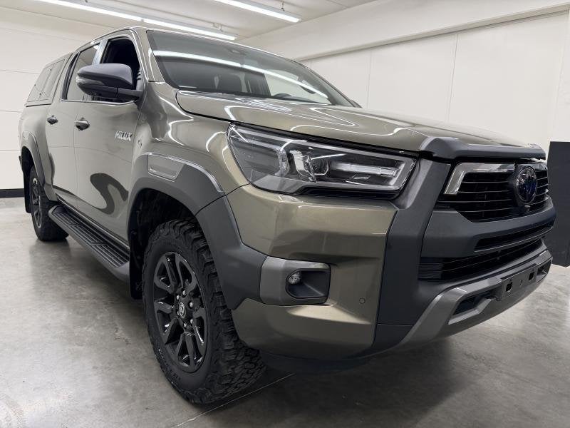 Toyota Hilux Invincible + ProPack + 3.5T, Autos, Achat, Ordinateur de bord, Autres couleurs, Noir