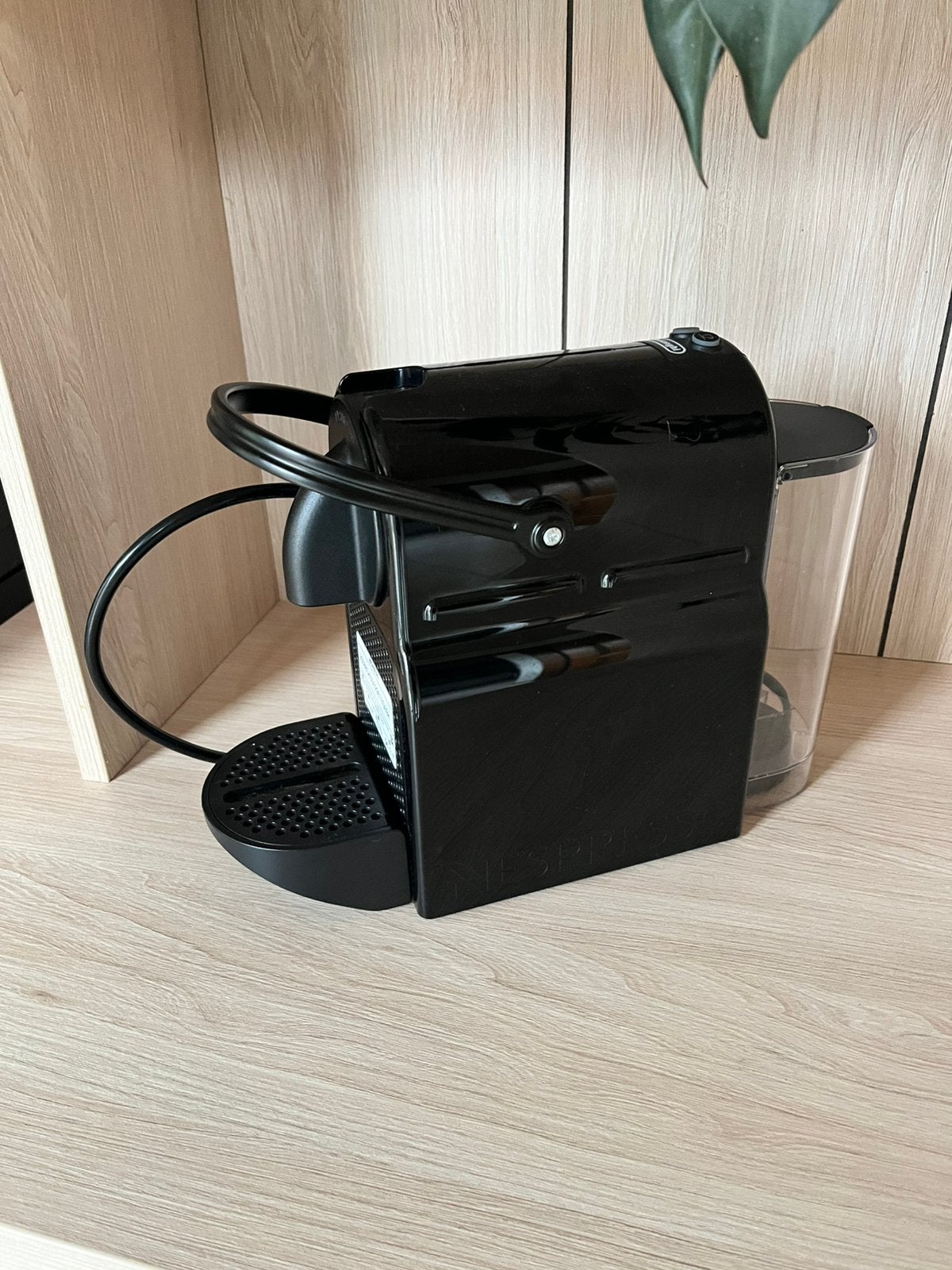 Nespresso Koffiemachine, Ophalen, Zo goed als nieuw, Koffiemachine