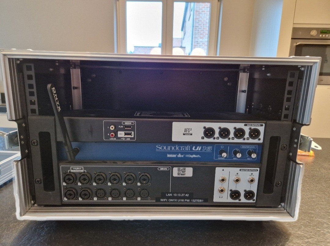 Soundcraft ui16, Enlèvement, Comme neuf