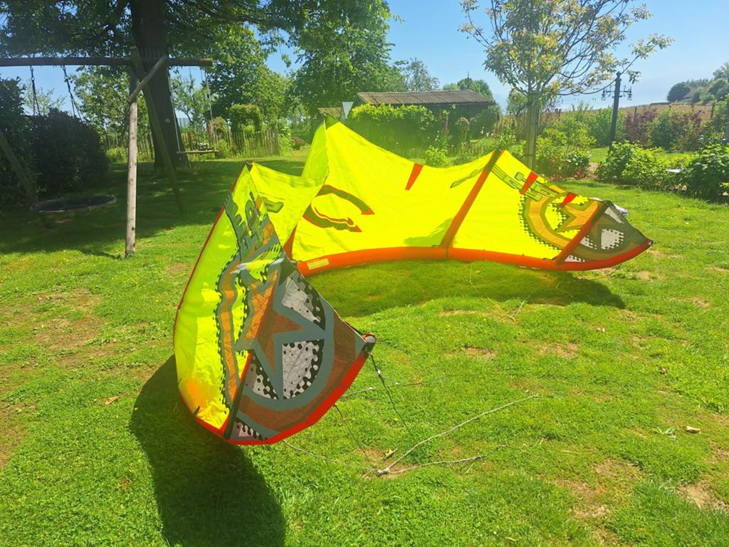 Kite, Watersport en Boten, Kitesurfen, Ophalen of Verzenden, Kite