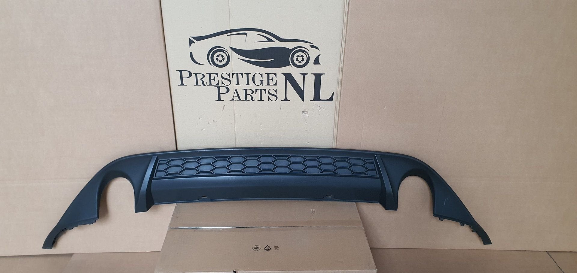 Diffuser VW Golf 7 VII GTI ORIGINEEL VOLKSWAGEN 5G6807568F, Gebruikt, -, Ophalen of Verzenden, Achter