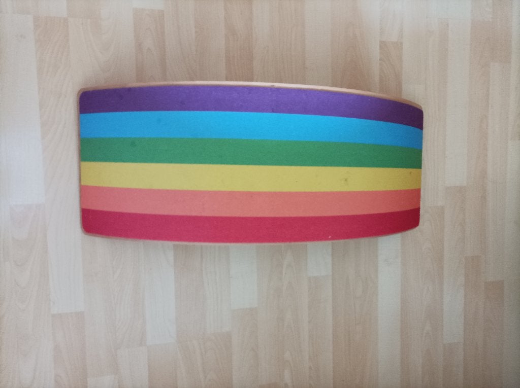 Gebogen houten plank Wiggle, Enfants & Bébés, Jouets | Jouets en bois, Enlèvement, Comme neuf, Jouet à Rouler ou à Bascule