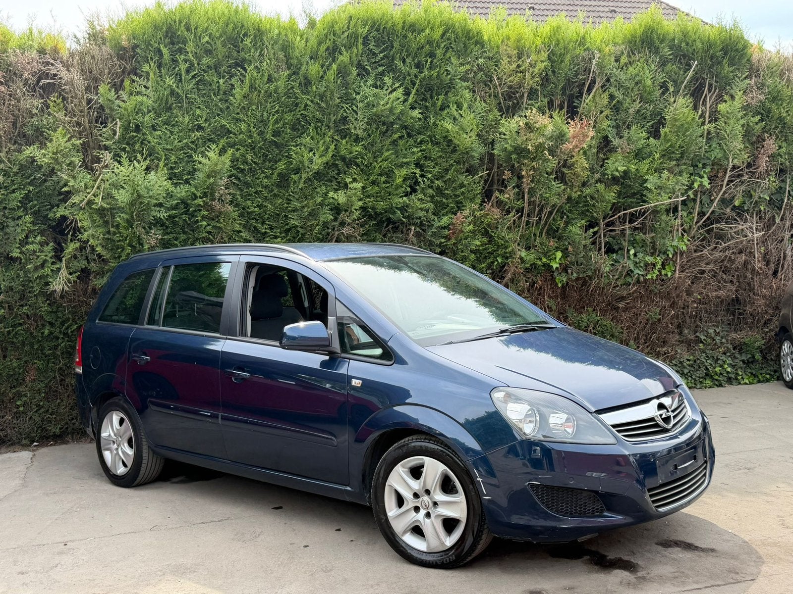 Opel zafira 2012 1.7 diesel 2900€ gekeurd voor verkoop, Auto's, Opel, Bedrijf, 5 deurs, Te koop, Zafira