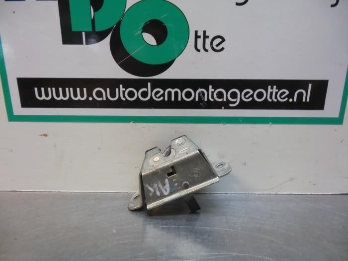 Slotvanger Achterklep van een Citroen C1 (C1 05-), Gebruikt, -, Ophalen of Verzenden, -