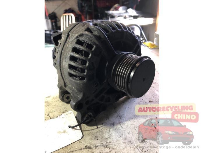 Dynamo d'un Volkswagen Polo, Autos : Pièces & Accessoires, Moteurs & Accessoires, Volkswagen, Utilisé, 3 mois de garantie, Enlèvement ou Envoi