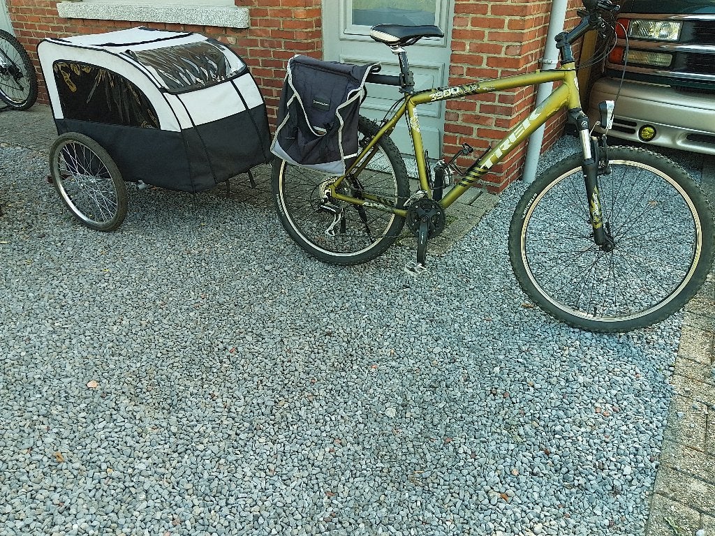 fietskar voor hond of vracht, Ophalen, Gebruikt, Opvouwbaar, 20 tot 40 kg