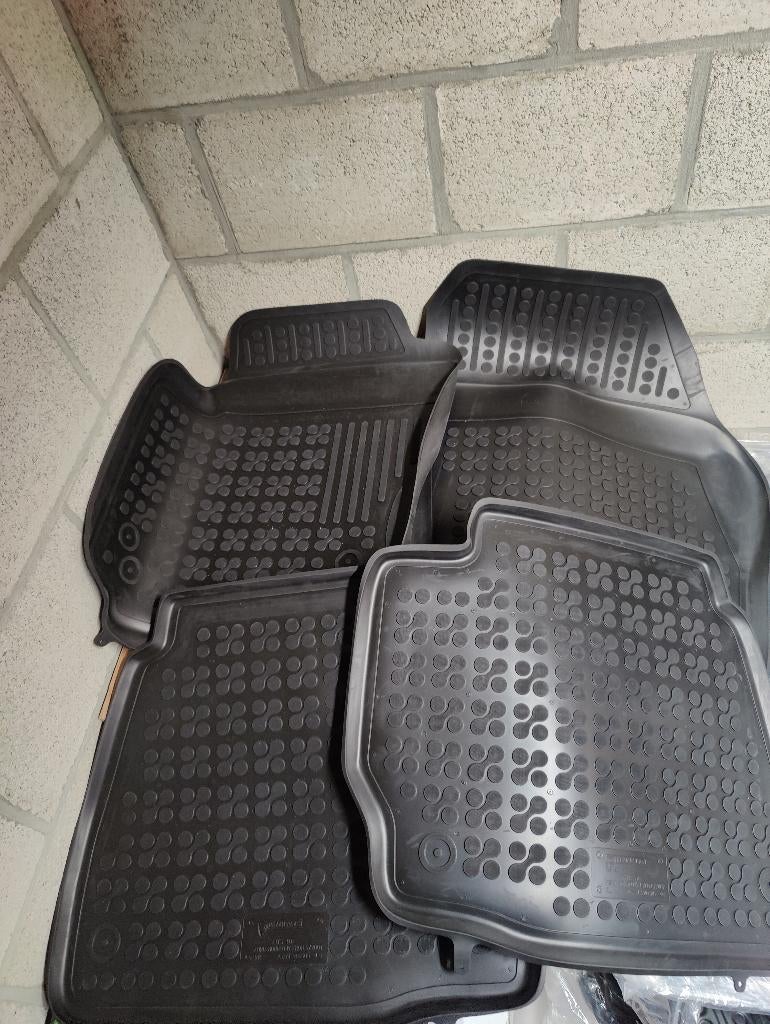Ford Mondeo 4 (2007+) rubberen mattenset, Ophalen of Verzenden, Nieuw
