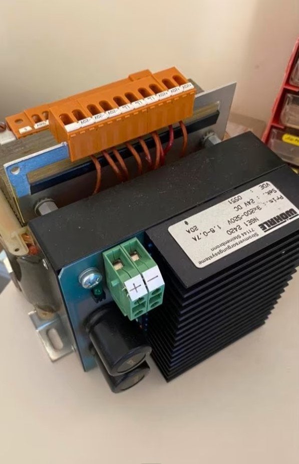 24 volt voeding. 20A, Ophalen, Zo goed als nieuw