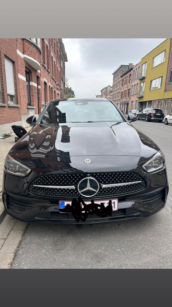 Mercedes Classe C, Cuir, Phares entièrement LED, Entretenue par le concessionnaire, Noir