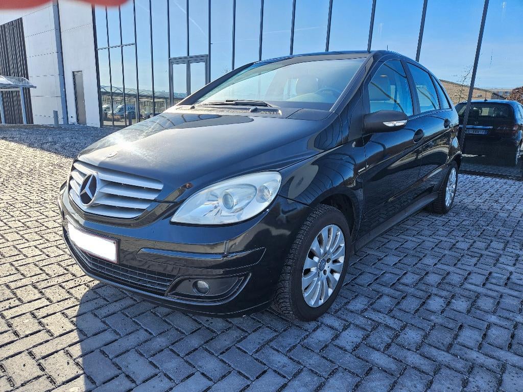 Mercedes B170i essence 180.000km roule très bien, Autos, Cuir, Achat, 139 g/km, Beige