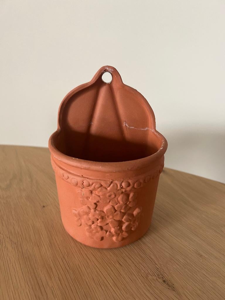 Wanddecoratie: terracotta plantenhouder, Tuin en Terras, Ophalen, Rond, Zo goed als nieuw, Balkon