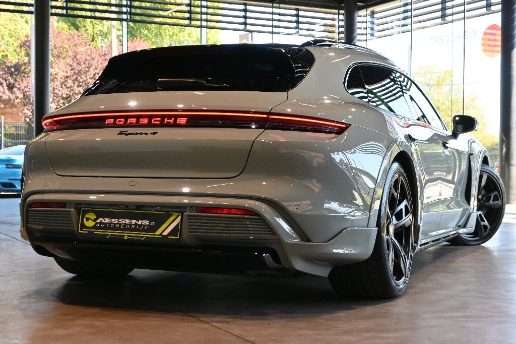 Porsche Taycan 4 Cross Turismo *PANO/BOSE/360/PASM/CHRONO*, Auto's, Automaat, Blauw, Leder, Te koop