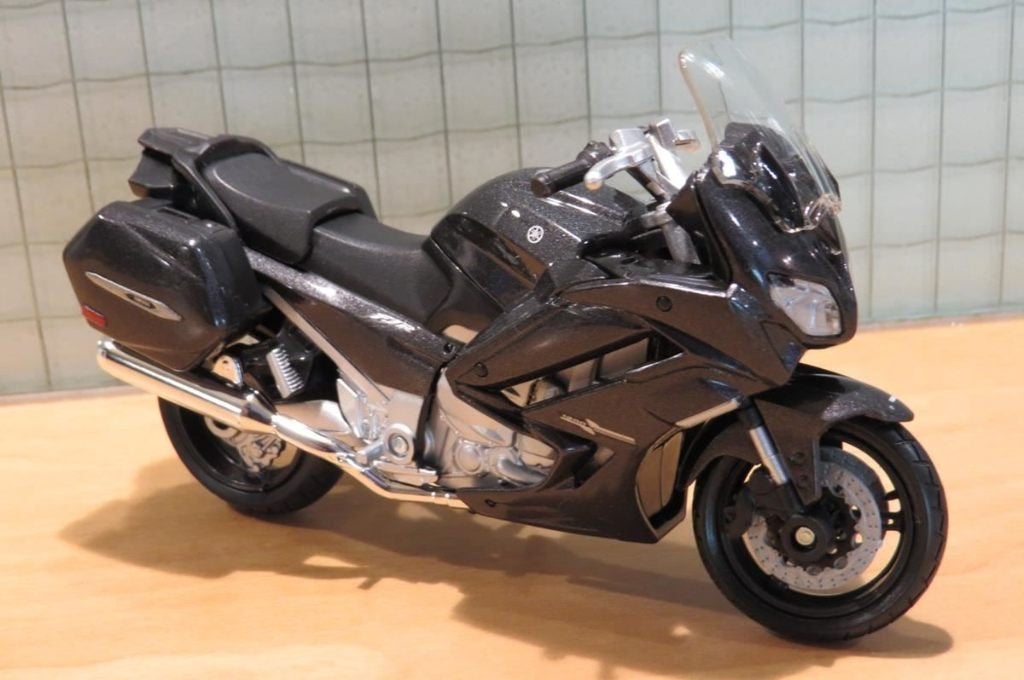 Yamaha FJR1300 1:18 Bburago, Ophalen of Verzenden, Nieuw, Motor, Burago