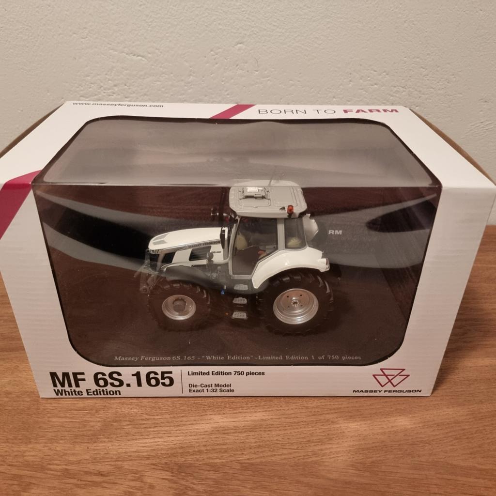 Massey Ferguson 6S.165 Blanche - Universal Hobbies, Enlèvement ou Envoi, Neuf, Tracteur et Agriculture, Universal Hobbies